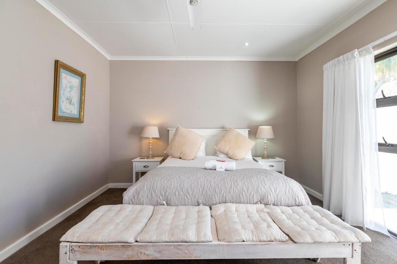 Fish Eagle Manor Bed & Breakfast East London Exterior photo
