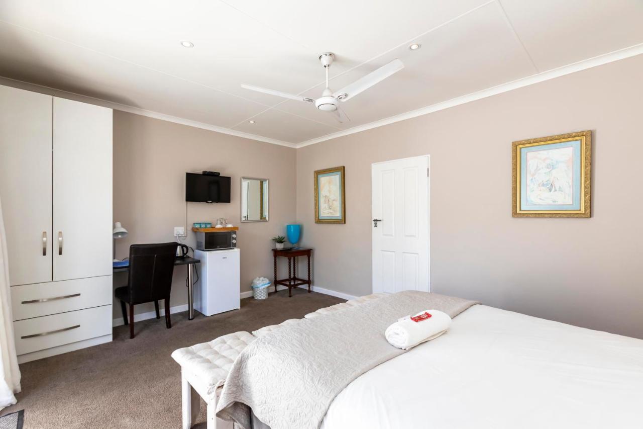 Fish Eagle Manor Bed & Breakfast East London Exterior photo