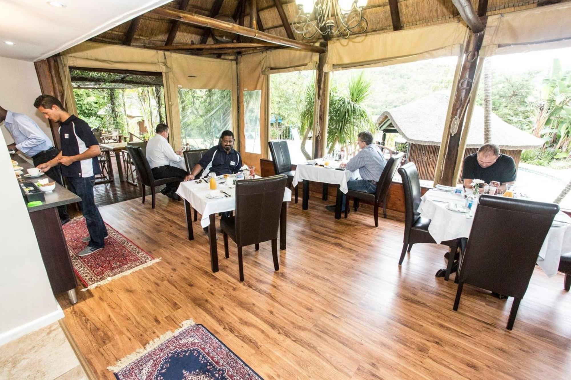 Fish Eagle Manor Bed & Breakfast East London Exterior photo