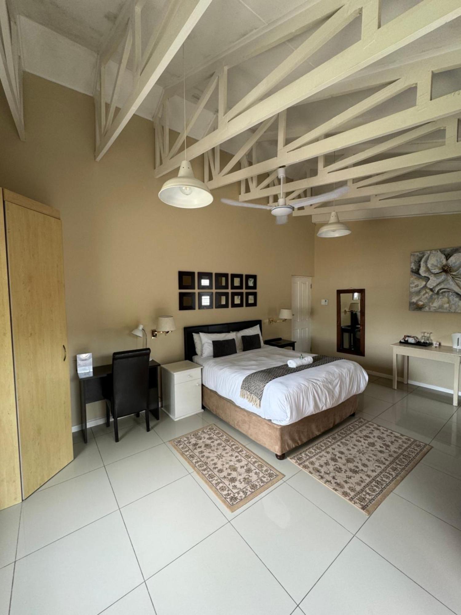 Fish Eagle Manor Bed & Breakfast East London Exterior photo